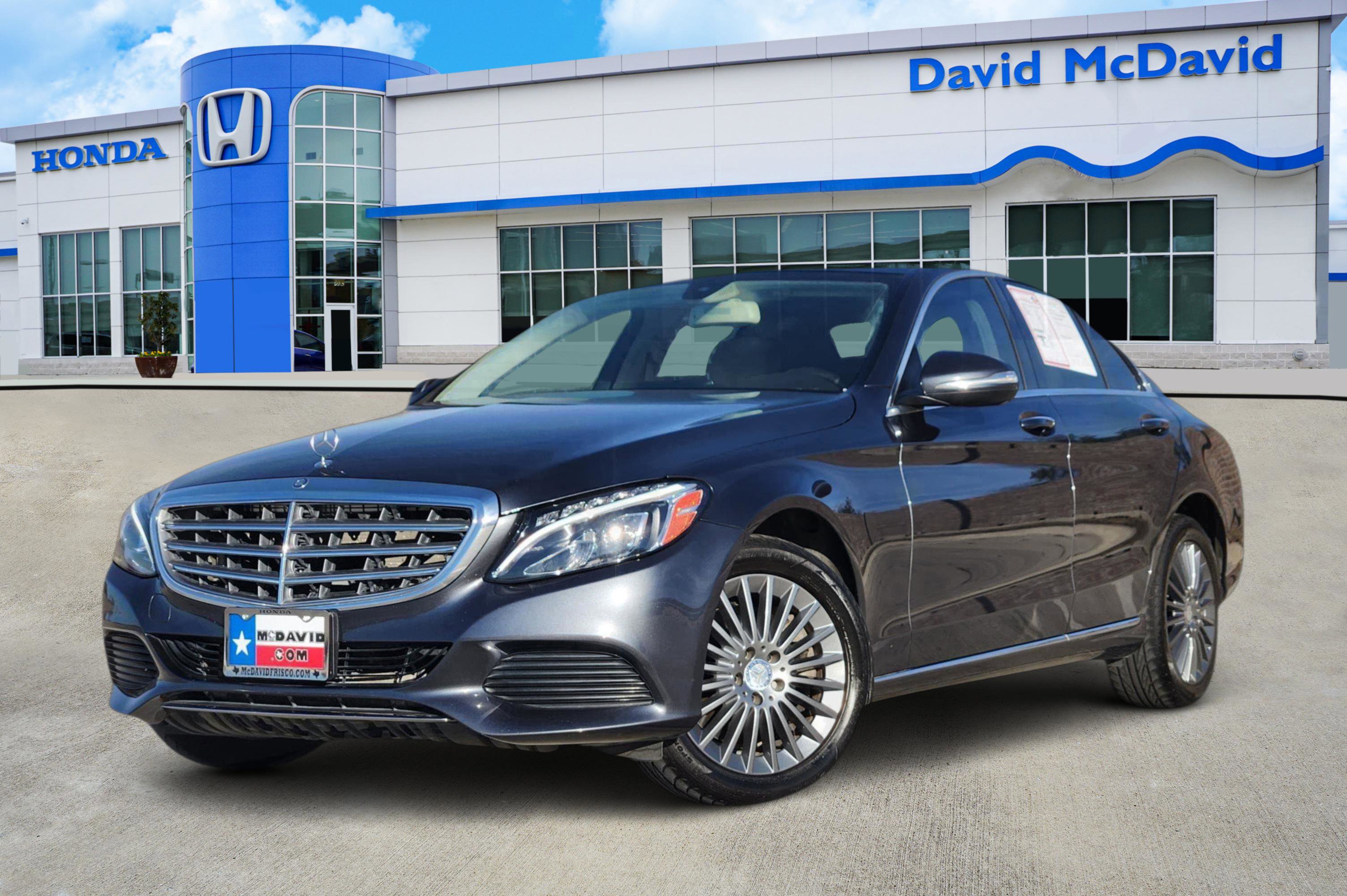 Used 2015 Mercedes-Benz C 300 4MATIC Sedan image 1
