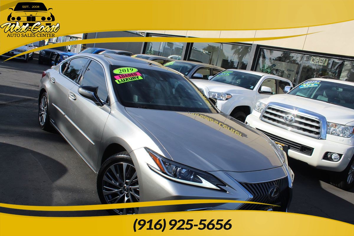Used 2019 Lexus ES 300h w/ Premium Package FWD image 1