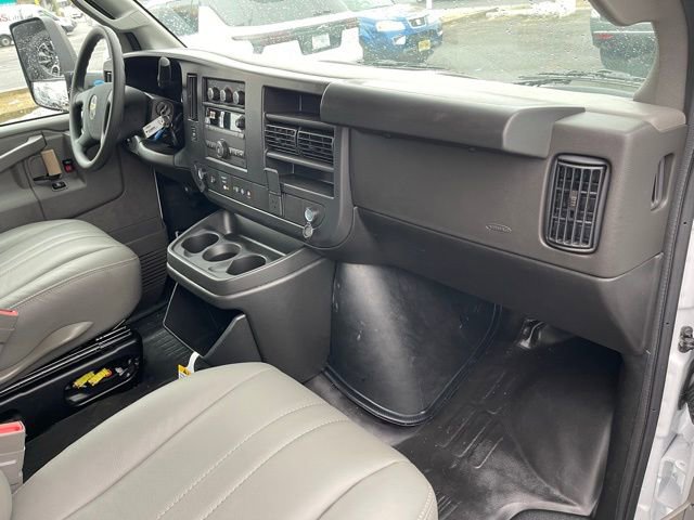 New 2026 Chevrolet Express 3500 w/ Power Convenience Package RWD image 19