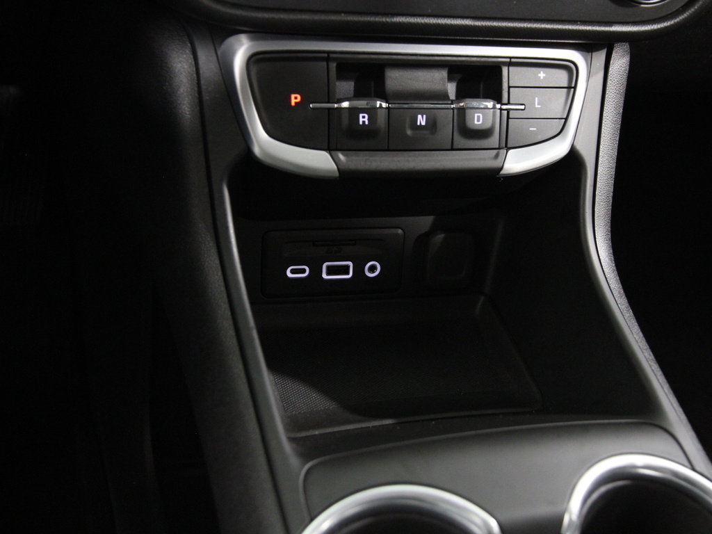 Certified 2022 GMC Terrain SLT w/ Infotainment Package II image 15