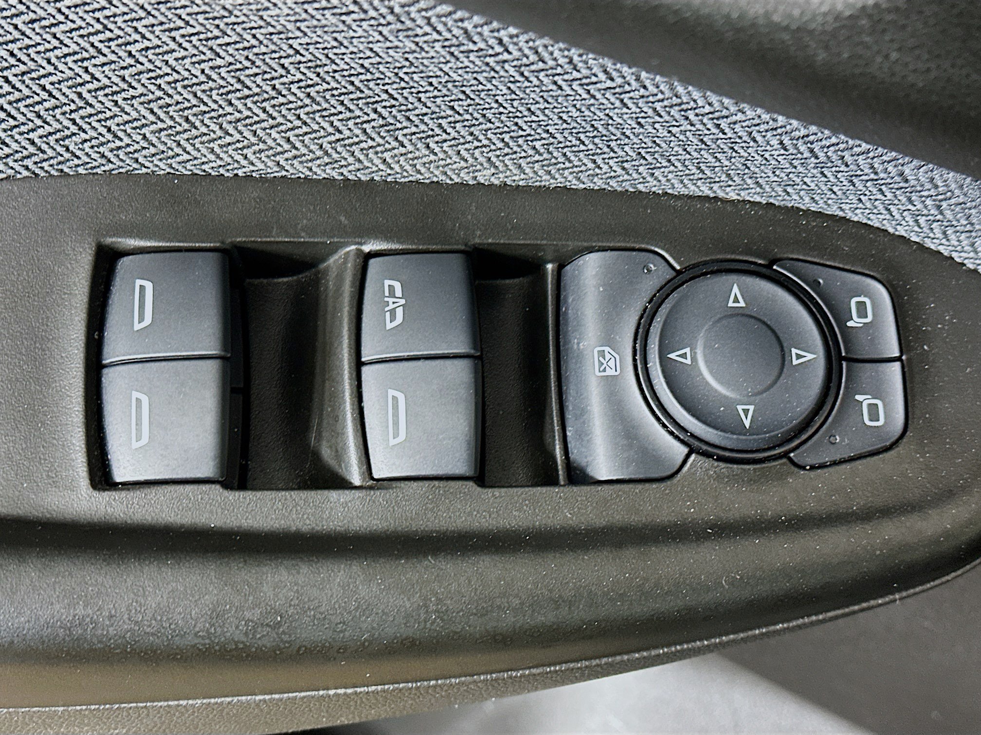 Used 2024 Chevrolet TrailBlazer LT AWD/4WD image 15