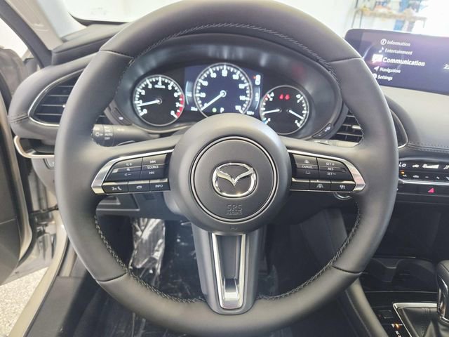 New 2025 MAZDA MAZDA3 2.5 Turbo Sedan w/Premium Plus image 16