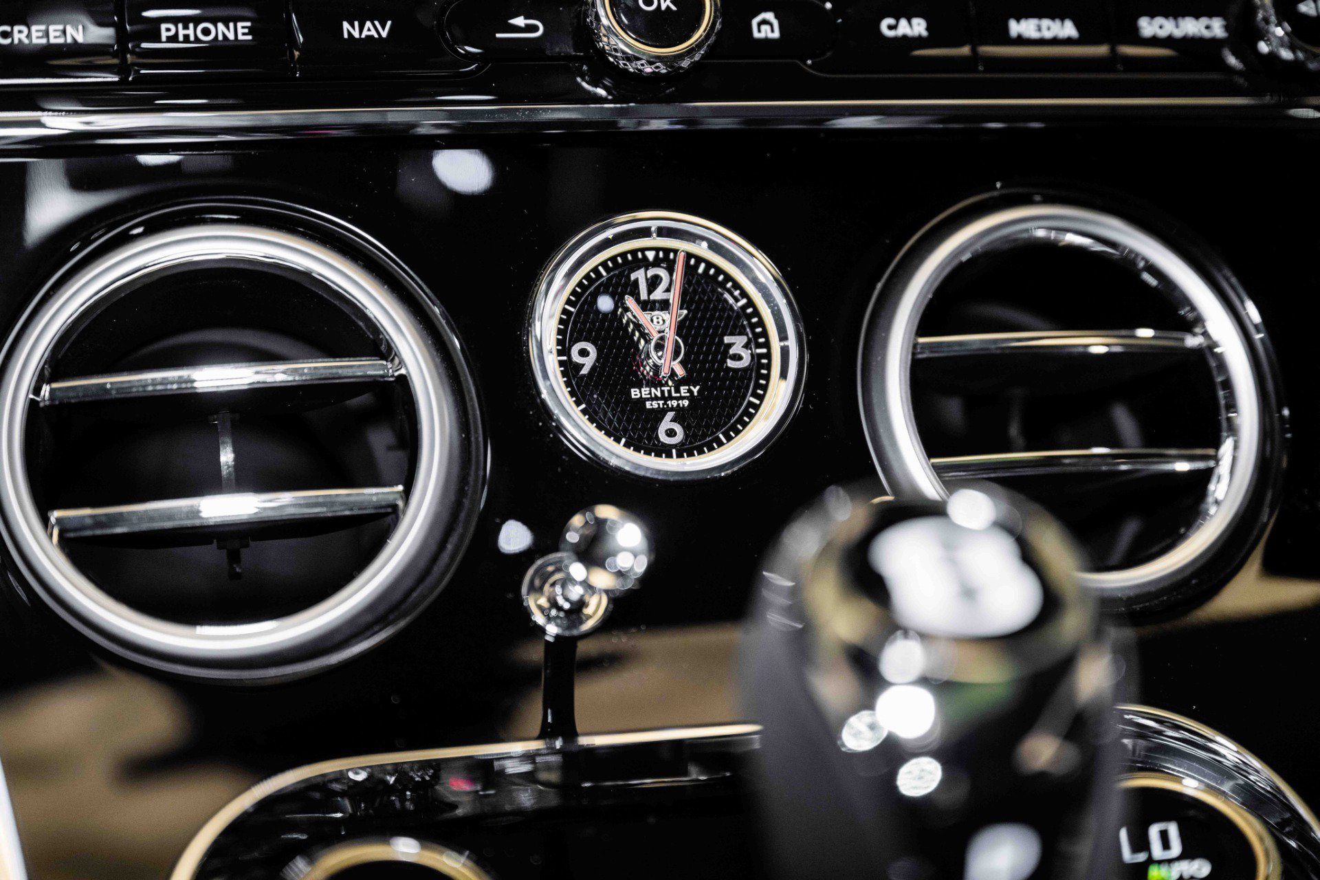 Used 2024 Bentley Continental GT Speed image 34