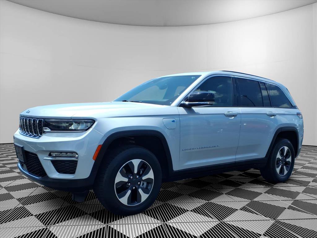 Used 2024 Jeep Grand Cherokee Limited 4xe AWD/4WD image 24