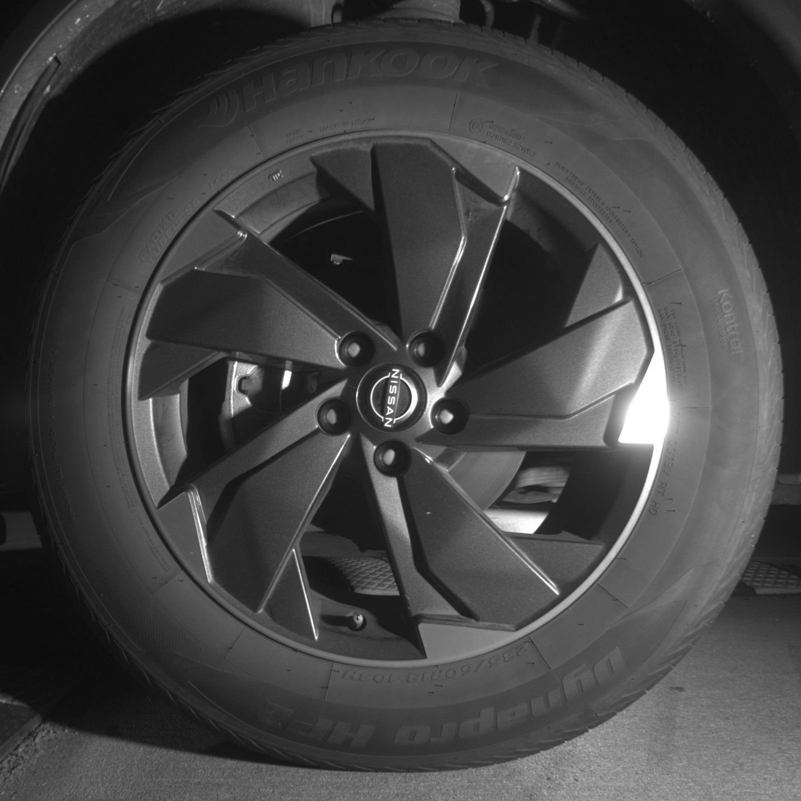 Used 2025 Nissan Rogue SV AWD/4WD image 15