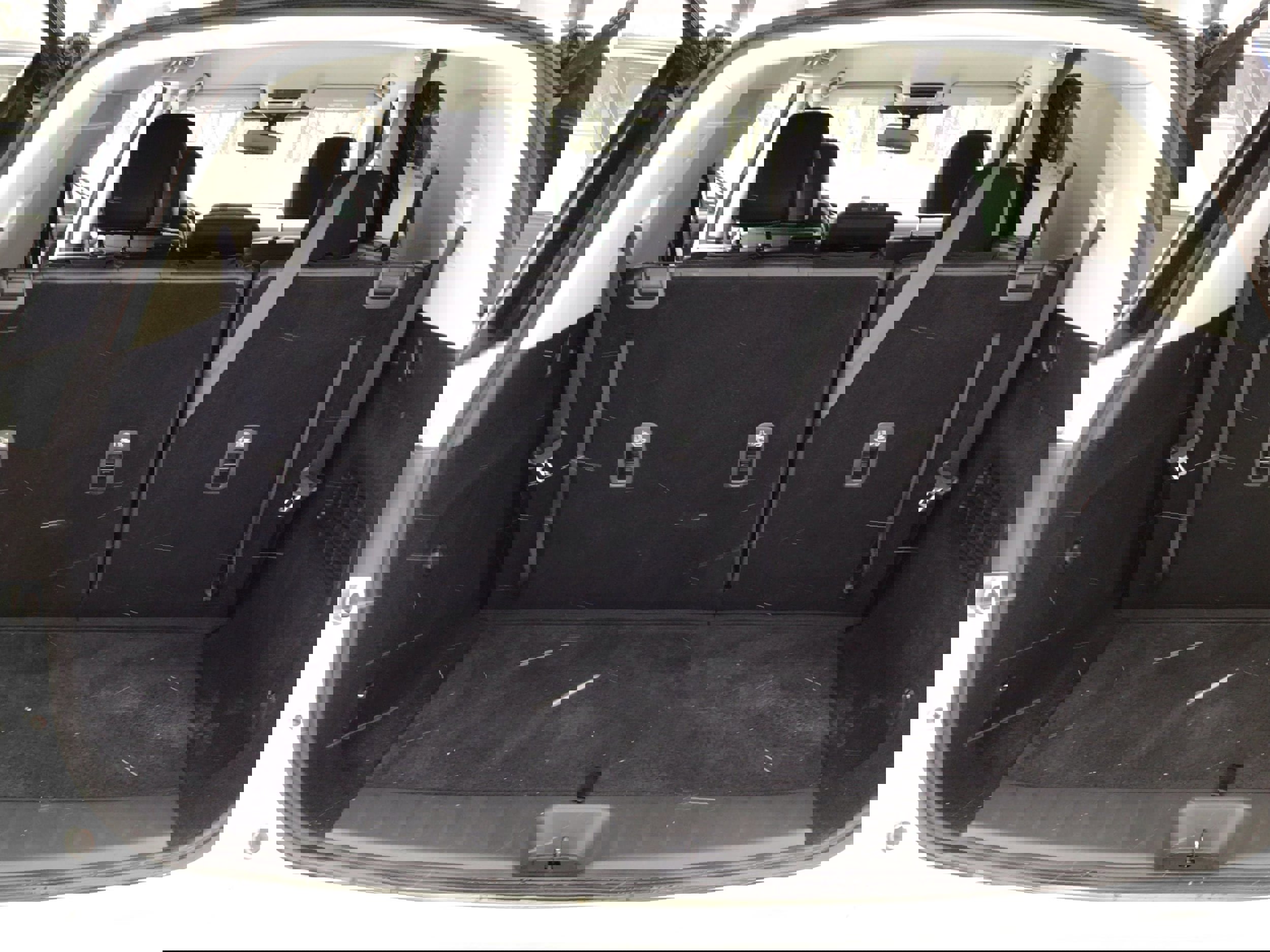 Used 2022 Nissan Pathfinder SL image 14