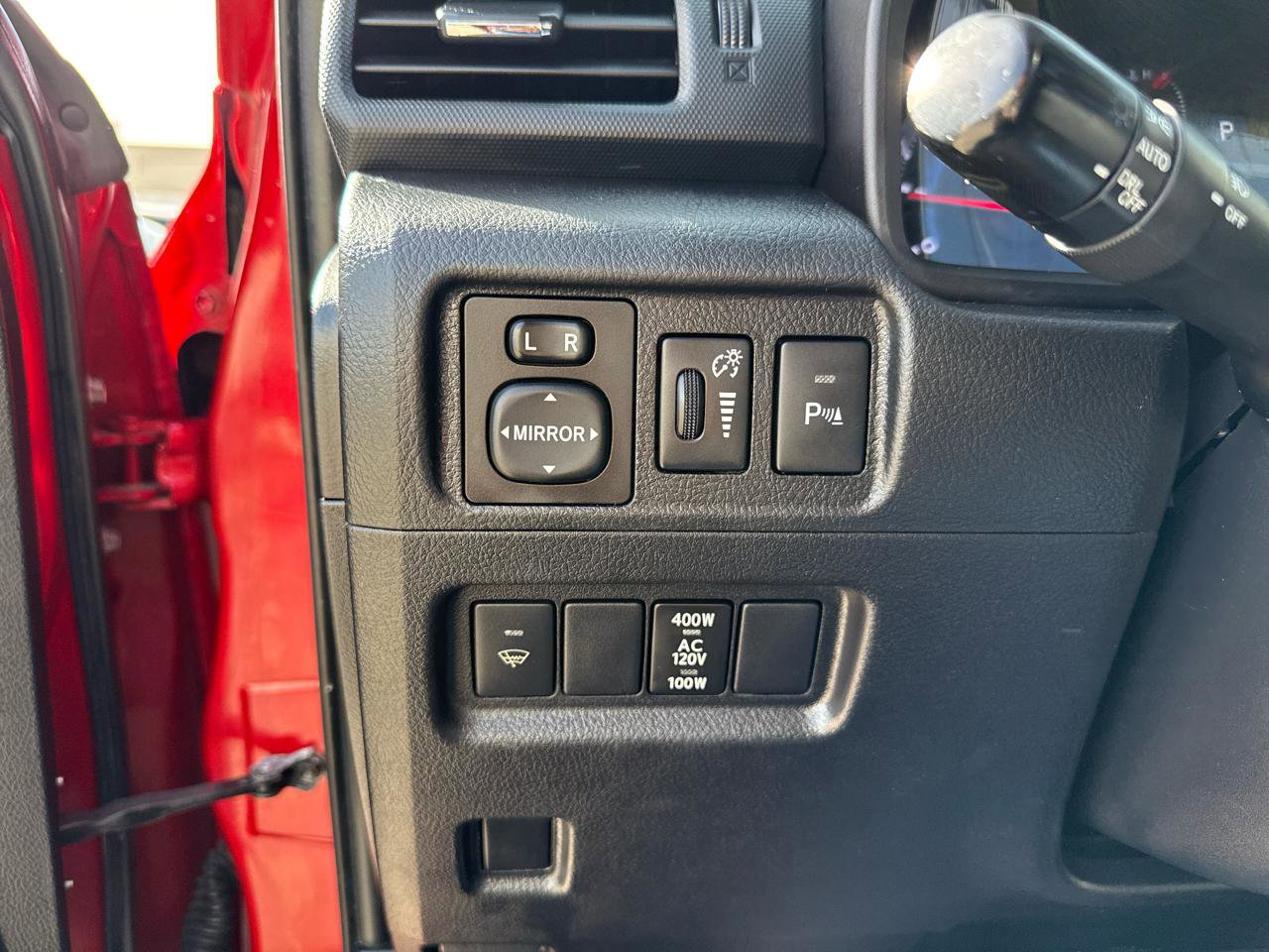 Used 2014 Toyota 4Runner Limited image 25