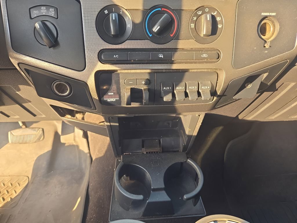 Used 2008 Ford F250 Lariat image 11