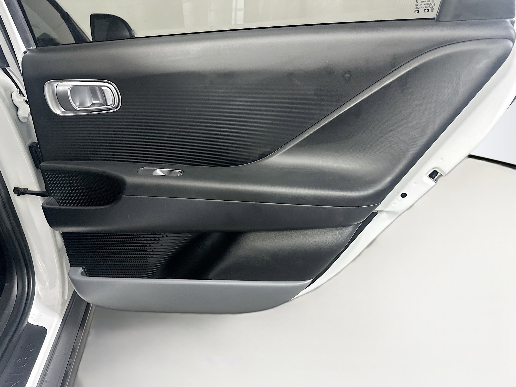 Used 2024 Hyundai Ioniq 6 SE image 32