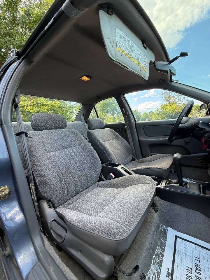 Used 1999 Nissan Sentra XE FWD image 16