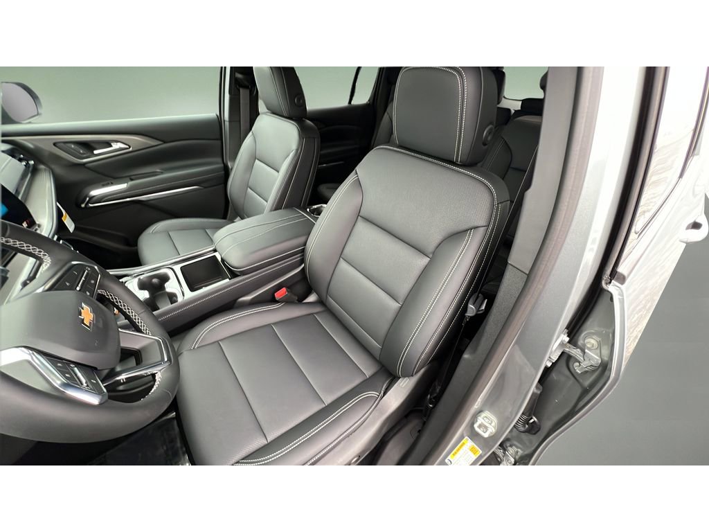 New 2026 Chevrolet Traverse LT w/ Driver Confidence Package FWD image 24