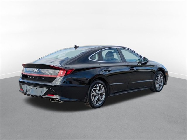 Used 2022 Hyundai Sonata SEL image 2