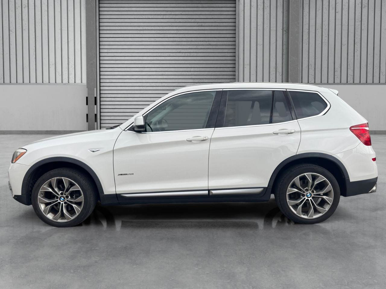 Used 2017 BMW X3 xDrive28i w/ Premium Package AWD/4WD image 2