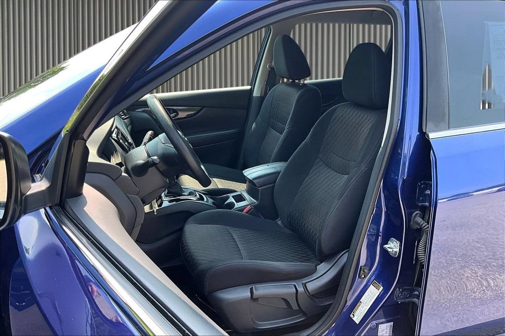 Used 2018 Nissan Rogue S AWD/4WD image 25