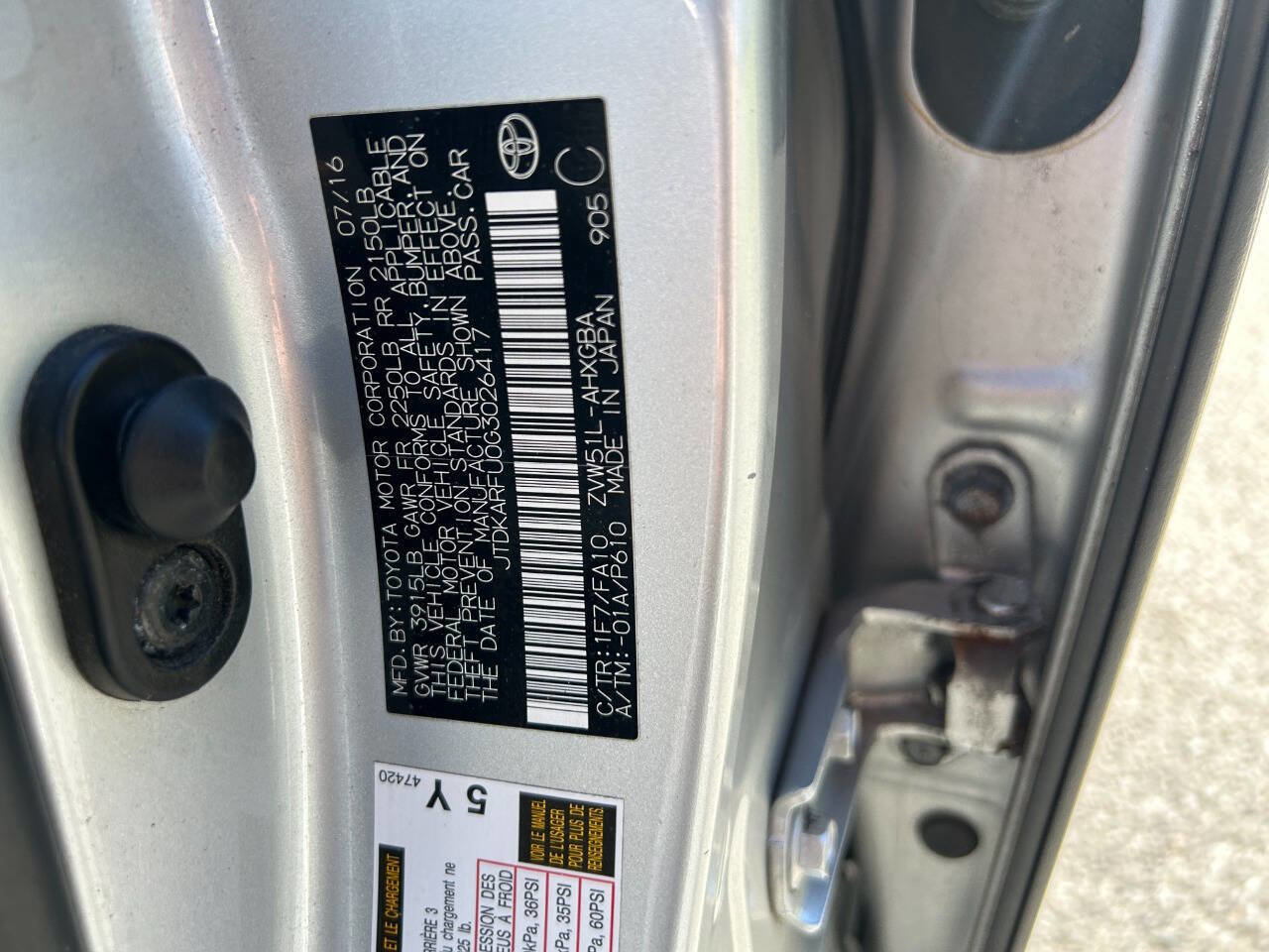 Used 2016 Toyota Prius Three FWD image 27