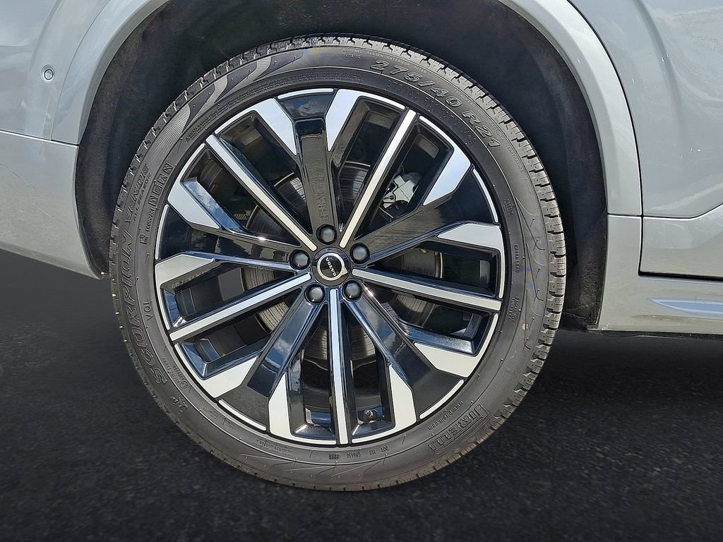 Certified 2026 Volvo XC90 B6 Plus AWD/4WD image 33