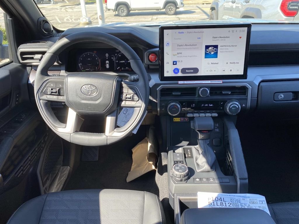 New 2026 Toyota 4Runner TRD Off-Road Premium w/ Tow Technology Package AWD/4WD image 9