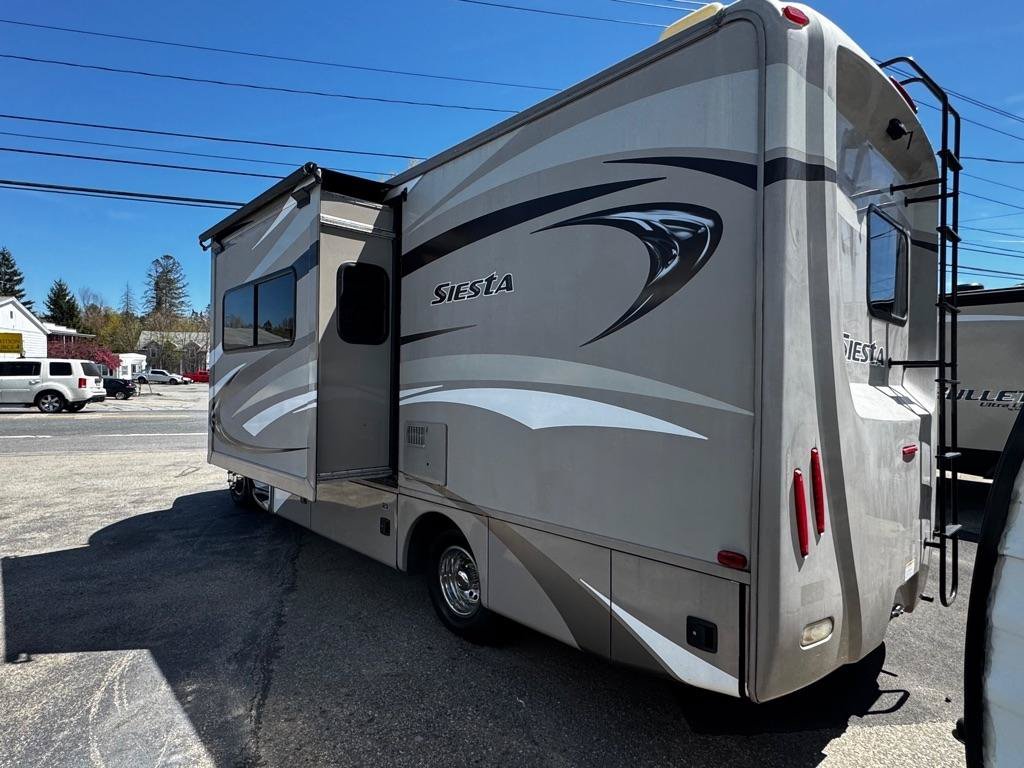 Used 2013 Mercedes-Benz Sprinter 3500 image 4
