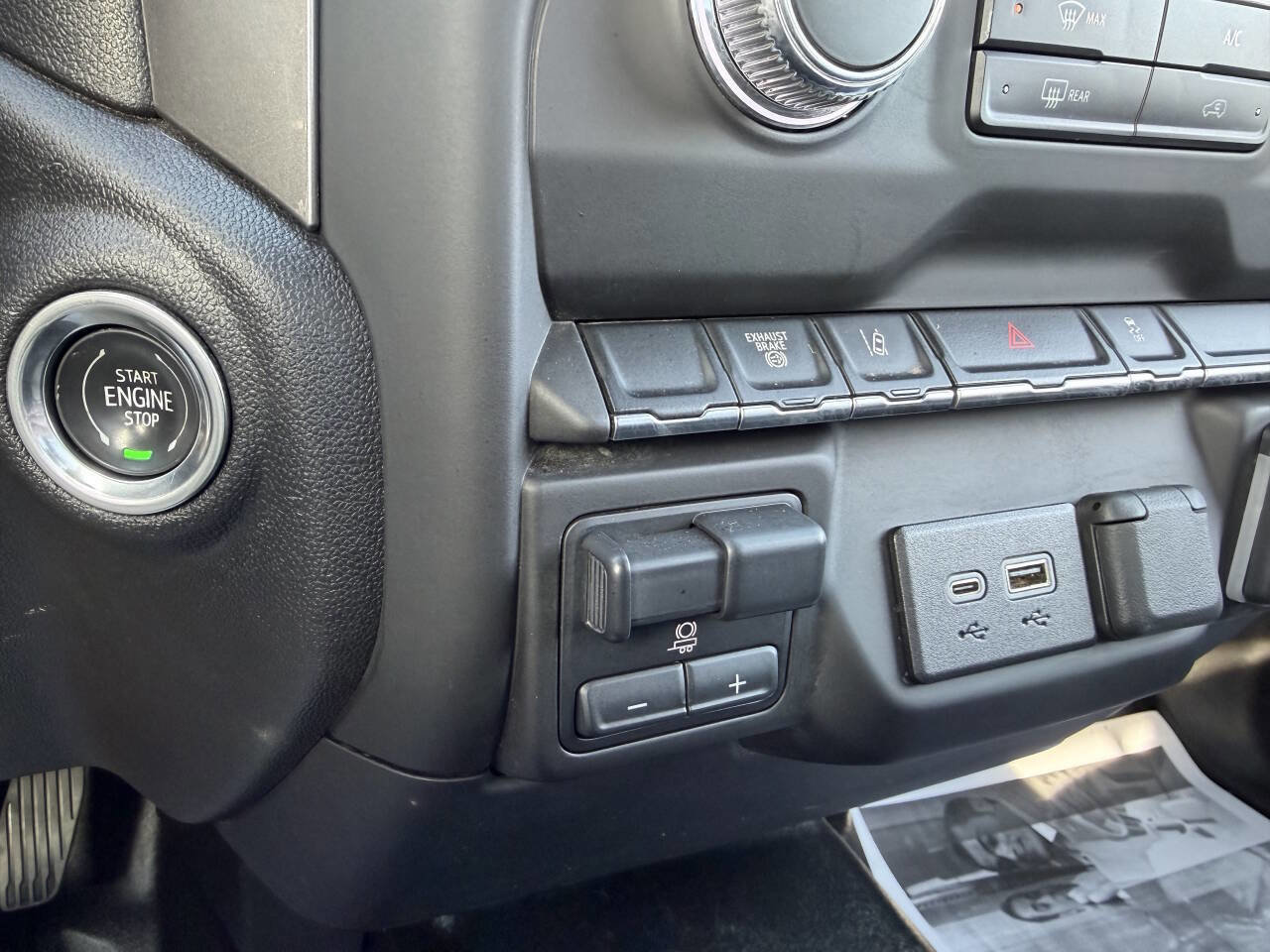 Used 2024 GMC Sierra 3500 Pro w/ Convenience Package image 25