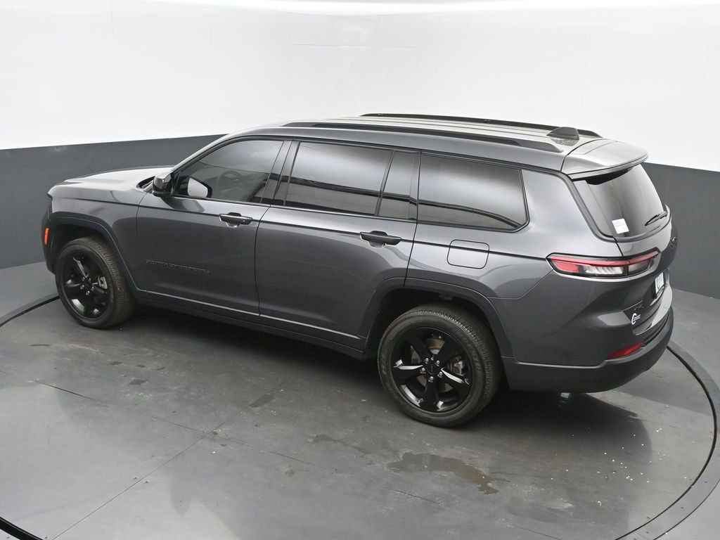 Used 2023 Jeep Grand Cherokee L Laredo AWD/4WD image 40