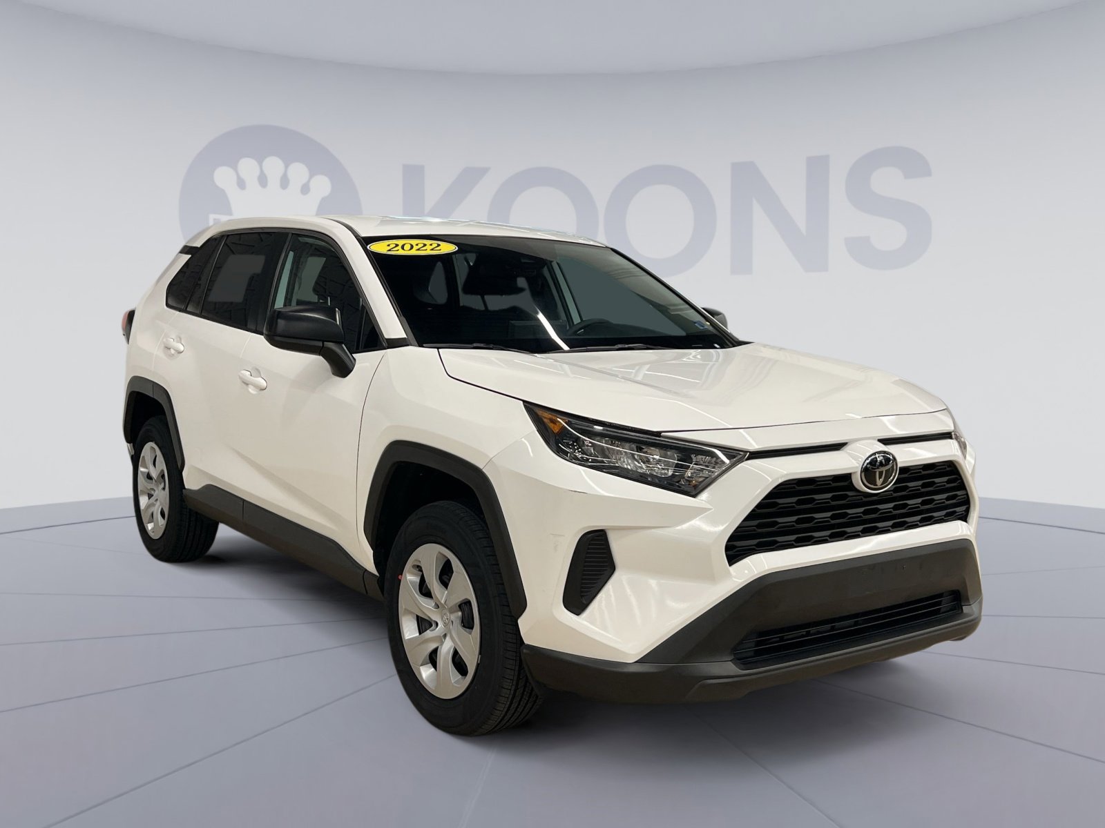 Used 2022 Toyota RAV4 LE image 8
