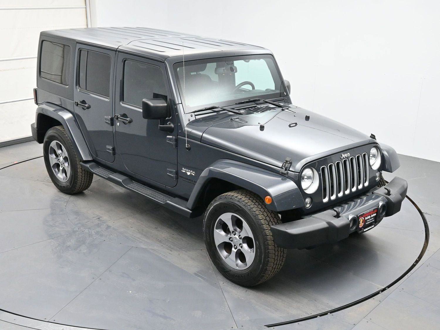 Used 2016 Jeep Wrangler Unlimited Sahara w/ Connectivity Group image 35