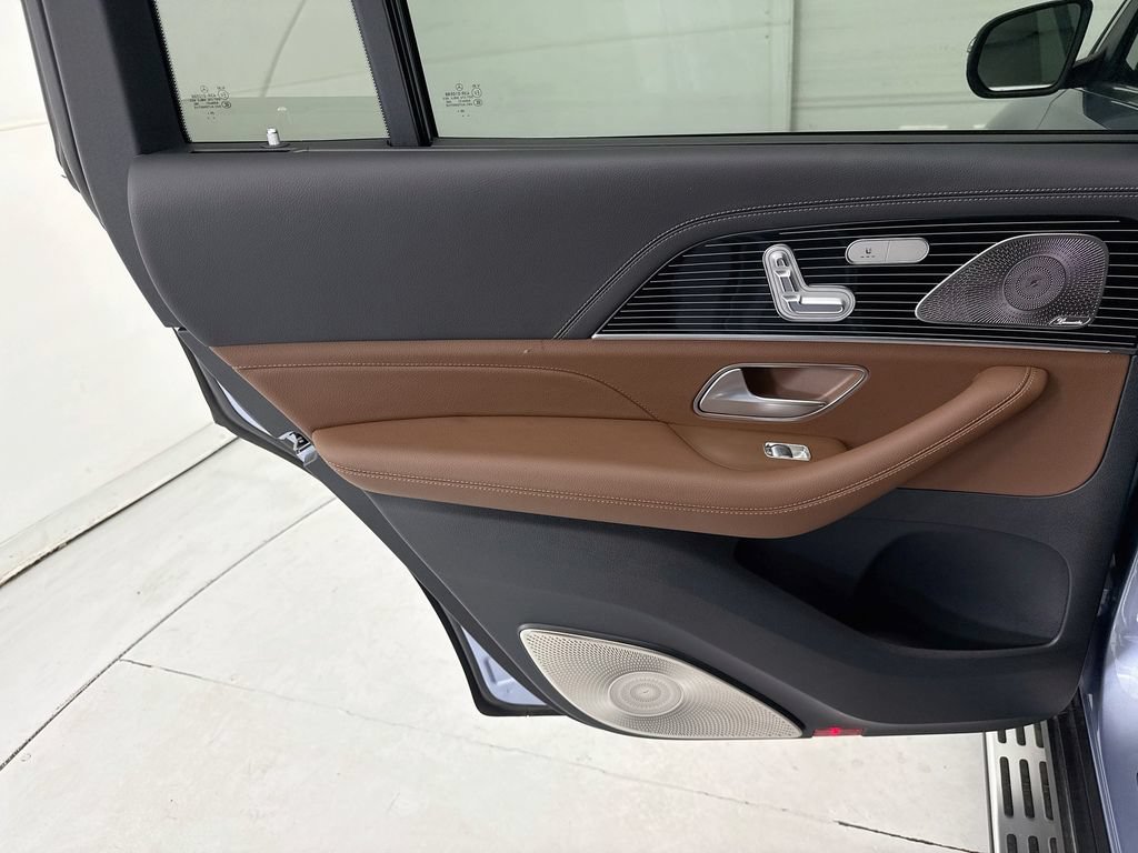 New 2026 Mercedes-Benz GLS 450 4MATIC image 25