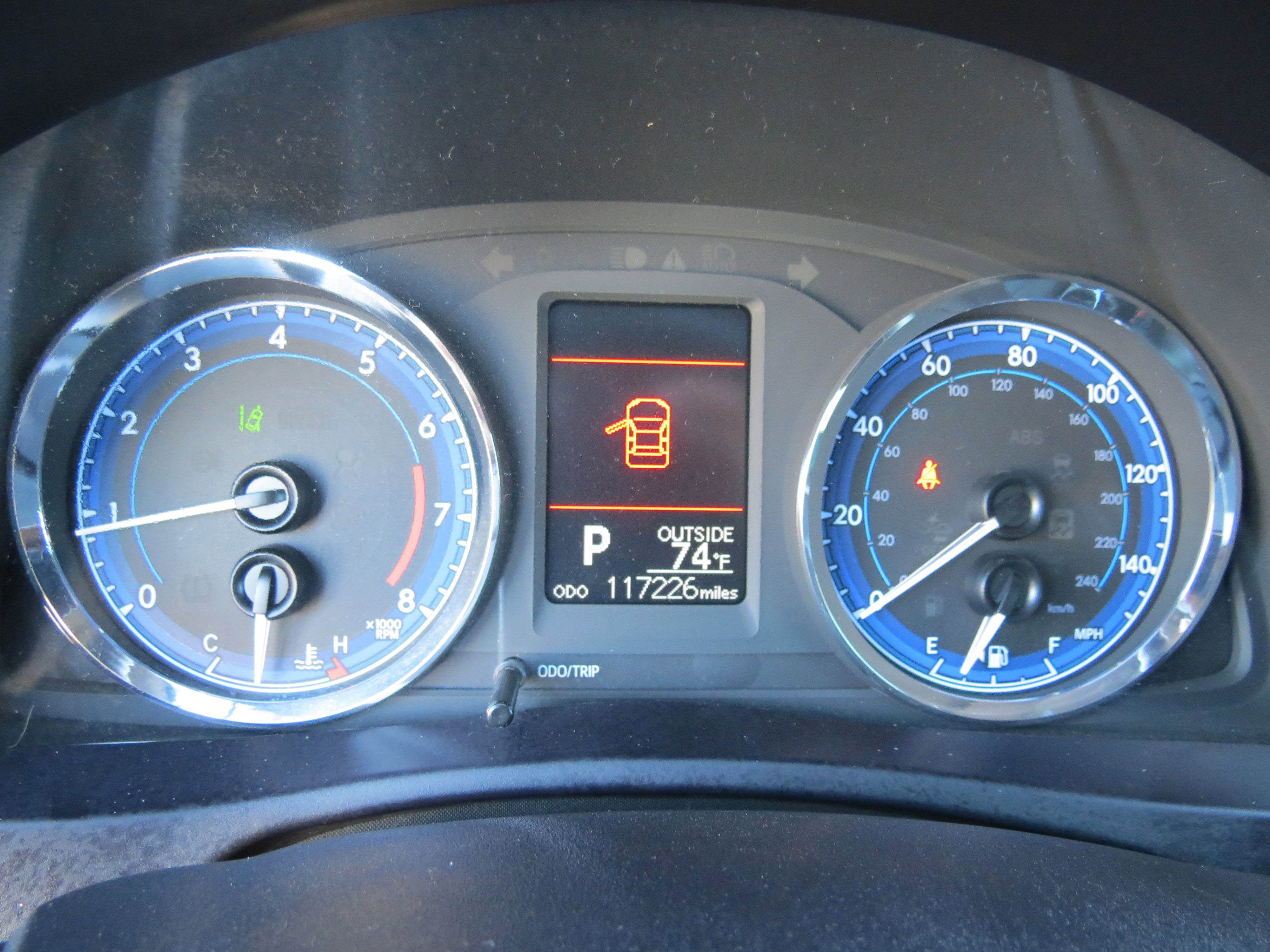 Used 2017 Toyota Corolla LE FWD image 11