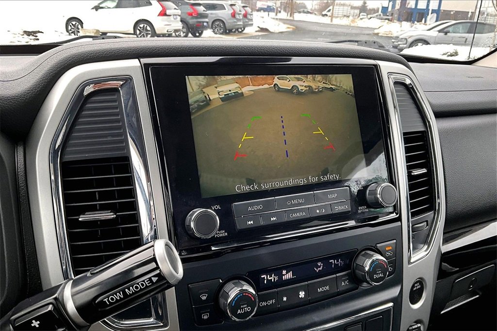 Used 2020 Nissan Titan SV w/ SV Convenience Package image 14