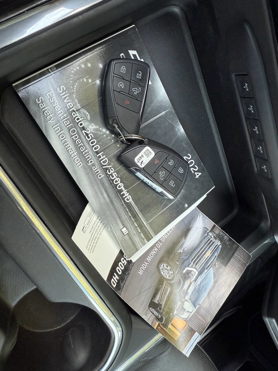 Used 2024 Chevrolet Silverado 2500 LTZ w/ LTZ Premium Package image 17