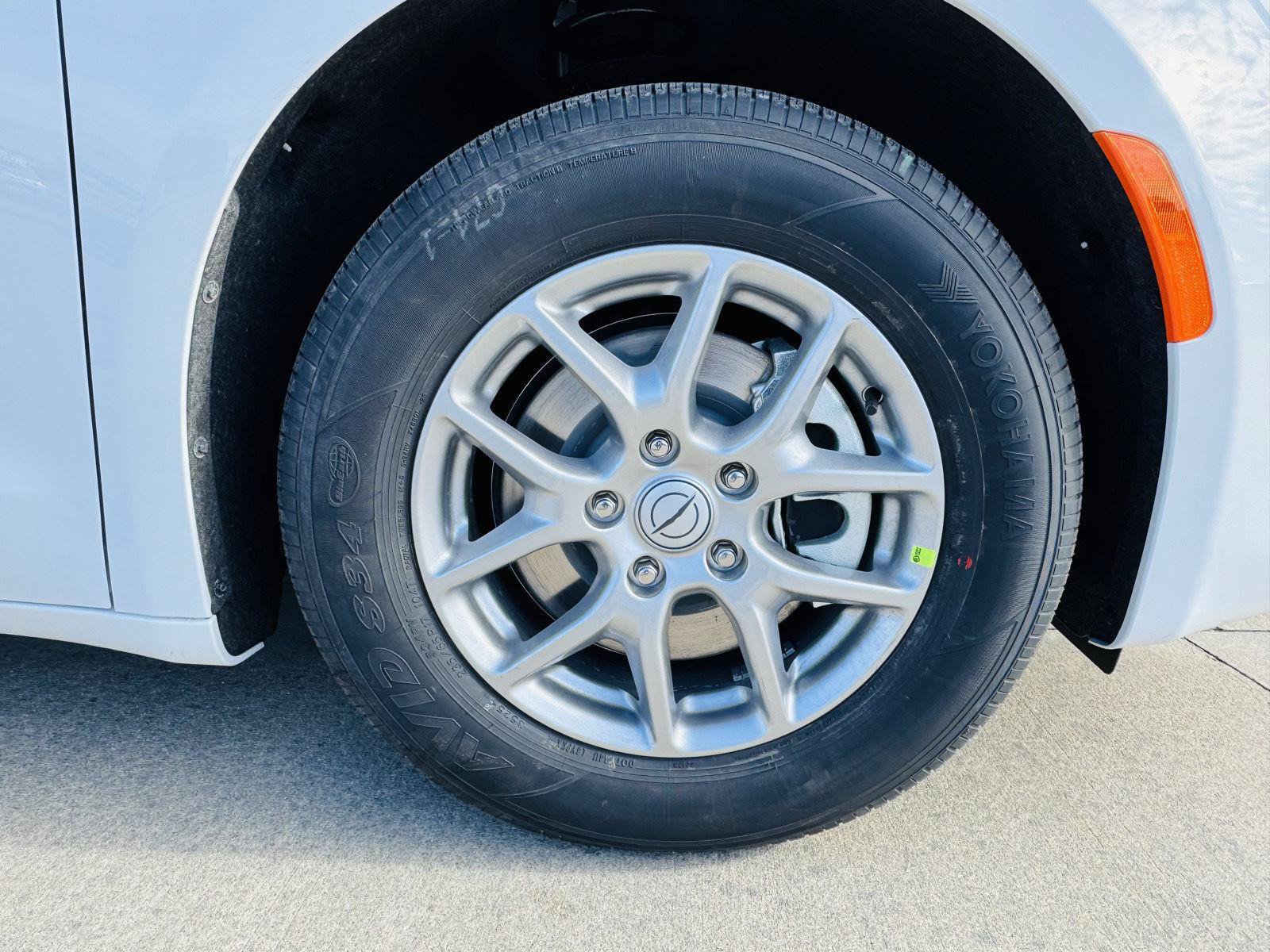 New 2026 Chrysler Voyager LX FWD image 44