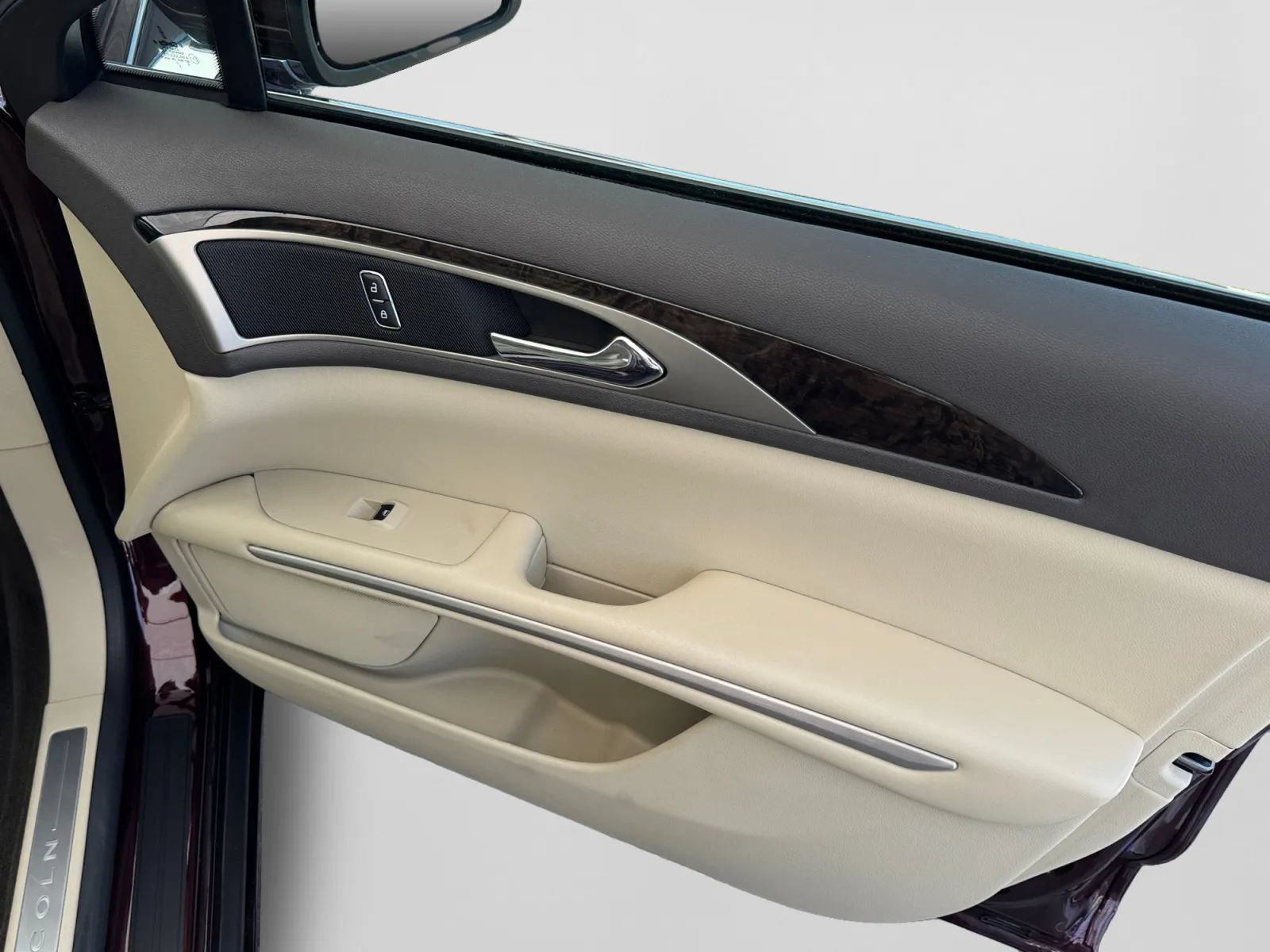 Used 2013 Lincoln MKZ Hybrid FWD image 23