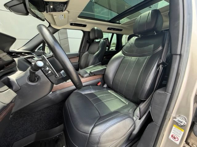 Used 2023 Land Rover Range Rover Autobiography AWD/4WD image 19
