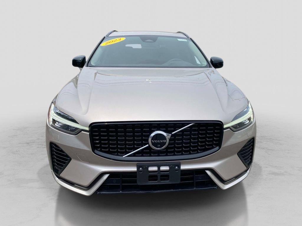 Used 2023 Volvo XC60 T8 Plus AWD/4WD image 8