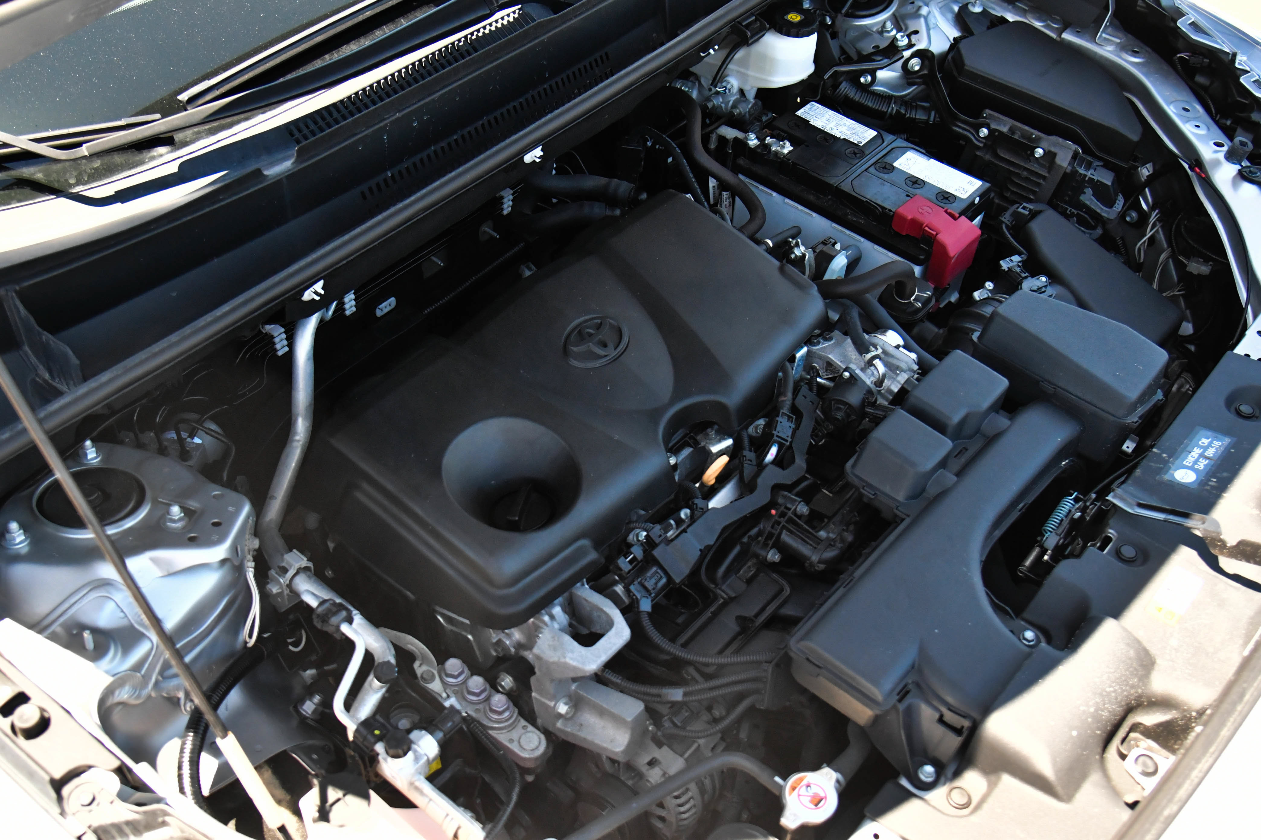 Used 2024 Toyota RAV4 LE AWD/4WD image 42
