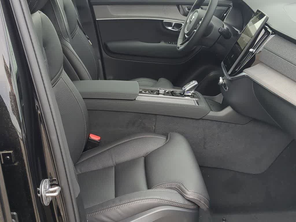 New 2026 Volvo XC90 B6 Ultra w/ Protection Package AWD/4WD image 20