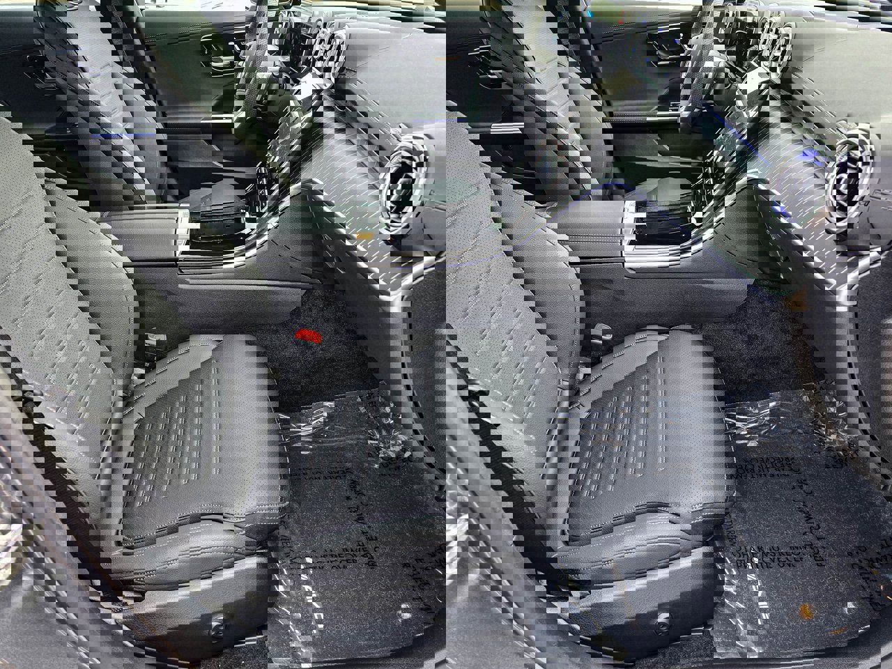 New 2025 Mercedes-Benz C 300 4MATIC Sedan image 36