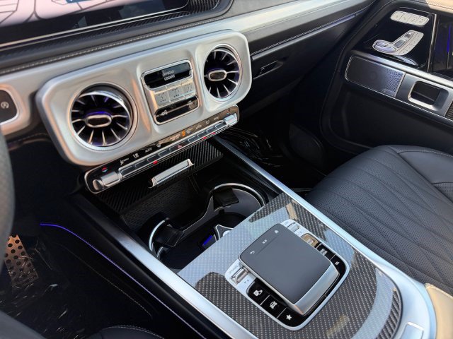 Used 2025 Mercedes-Benz G 63 AMG 4MATIC image 24