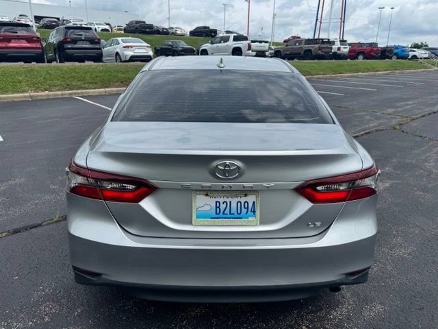 Used 2022 Toyota Camry LE w/ Convenience Package FWD image 4