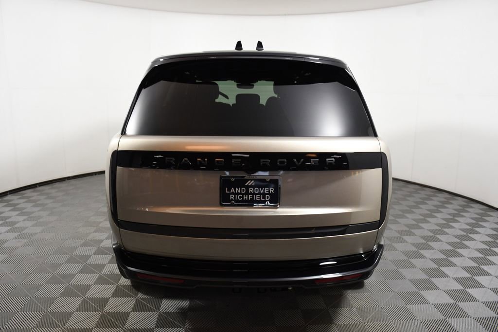 New 2026 Land Rover Range Rover Long Wheelbase SE image 5