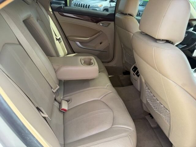 Used 2012 Cadillac CTS Luxury RWD image 11