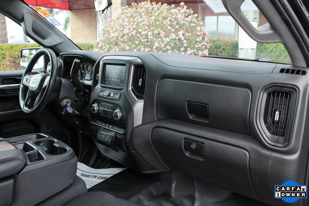 Used 2021 GMC Sierra 1500 4x4 Crew Cab w/ Sierra Value Package image 35