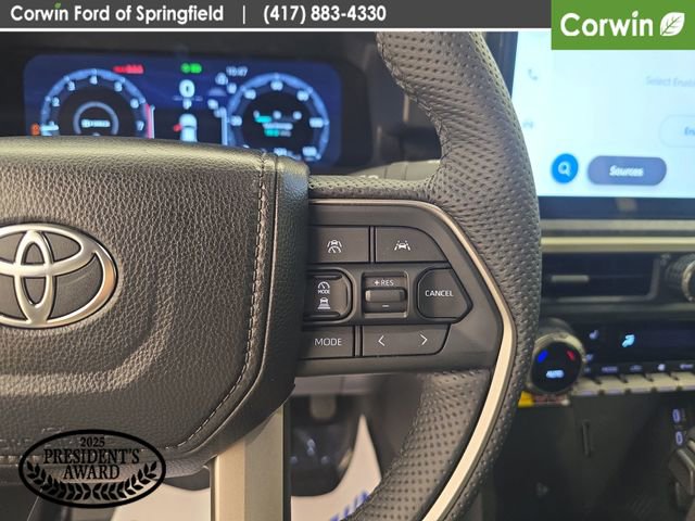 Used 2025 Toyota Tacoma Limited image 38