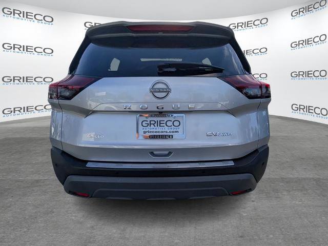 Certified 2022 Nissan Rogue SV w/ SV Premium Package AWD/4WD image 6