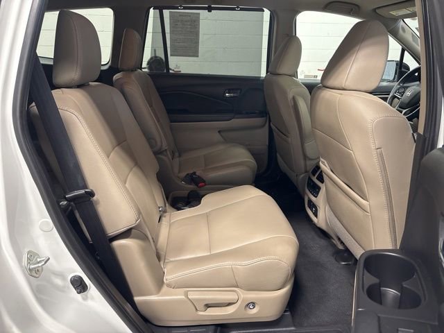 Used 2021 Honda Pilot Touring image 18