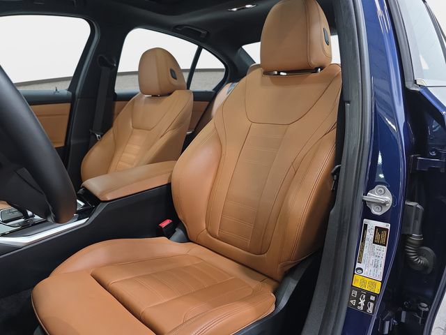 Used 2019 BMW 330i xDrive Sedan w/ Premium Package AWD/4WD image 14