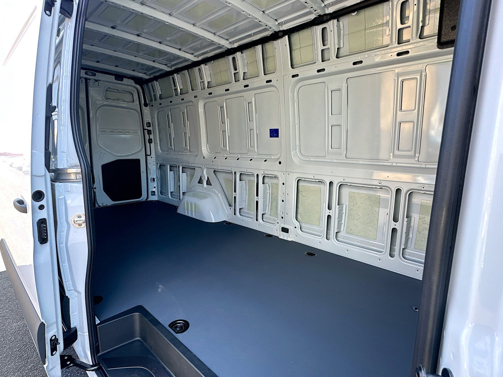 New 2026 Mercedes-Benz Sprinter 2500 image 24