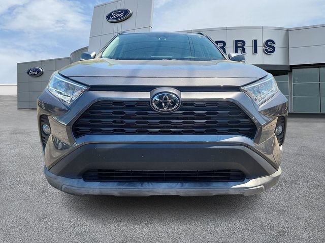 Used 2021 Toyota RAV4 XLE FWD image 2