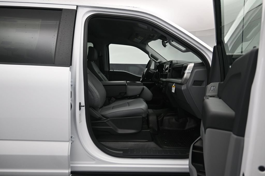 New 2027 Ford F250 XL w/ XL Chrome Package AWD/4WD image 26