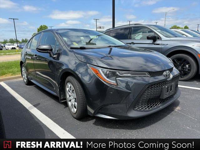 Certified 2022 Toyota Corolla LE FWD image 1